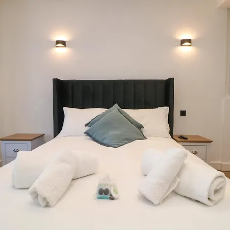 Savoy Bay Apartment